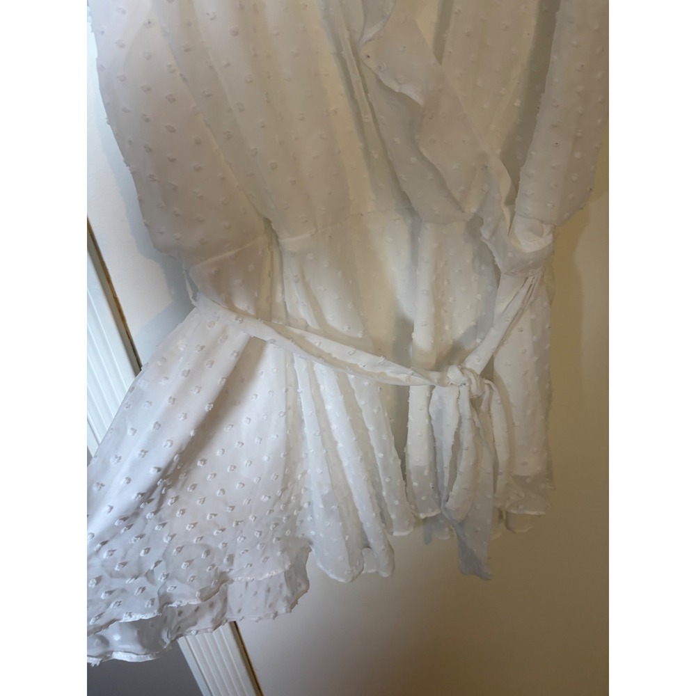 City Chic White Swiss Dot Ruffle Wrap Romper Flutter Sleeve Size M/18 - Picture 4 of 15